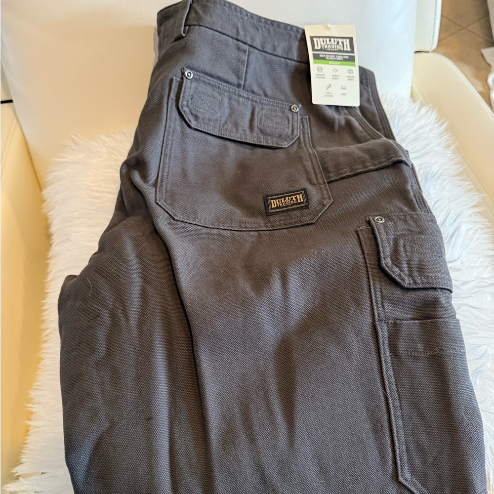 NWT - Duluth Trading Co Men's MAGNET color Fleece lined Cargo Pants: 38 x 34